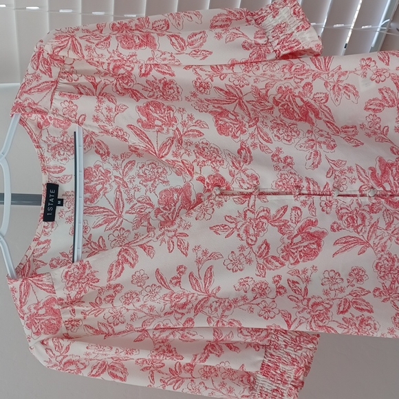 1. State Floral Blouse - Picture 3 of 8